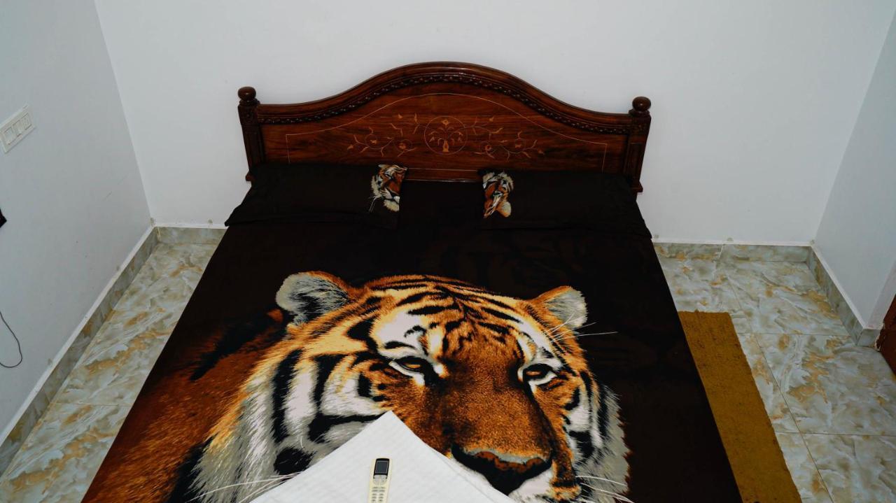 Bacardi House Hotel Chennai Luaran gambar